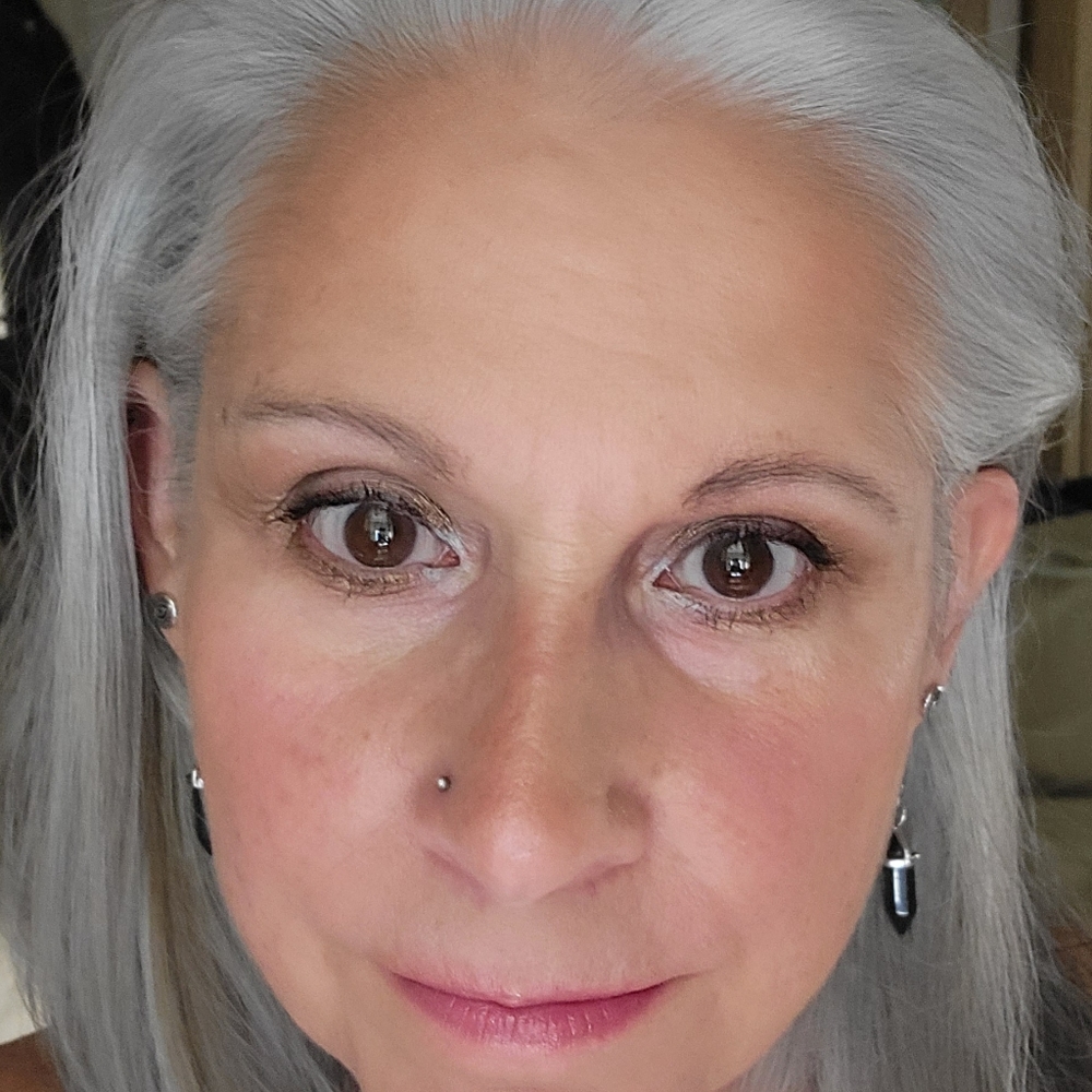 Meet your Posher, Val
